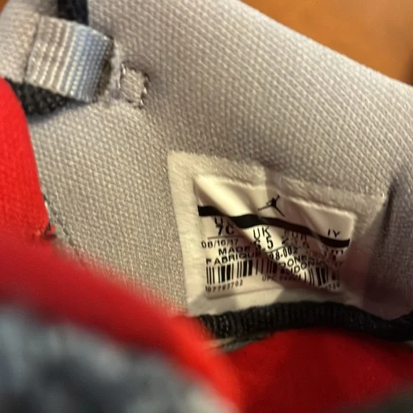 Jordan Boy Sneakers, size 7C - Picture 5 of 7